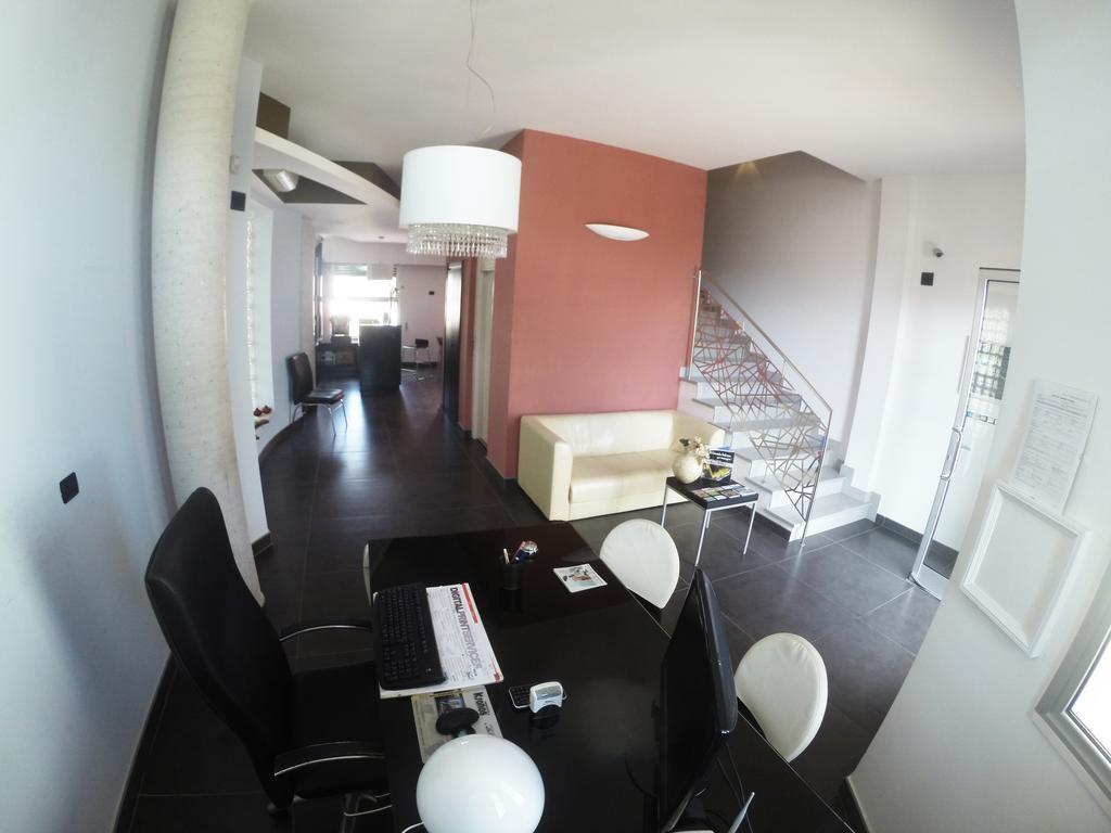 אלציו B&B Via Gallipoli מראה חיצוני תמונה