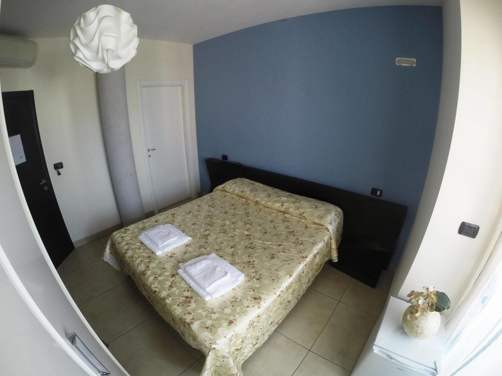 אלציו B&B Via Gallipoli מראה חיצוני תמונה