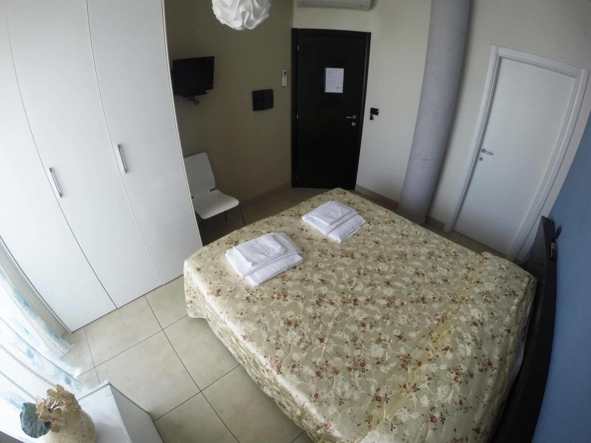 אלציו B&B Via Gallipoli מראה חיצוני תמונה