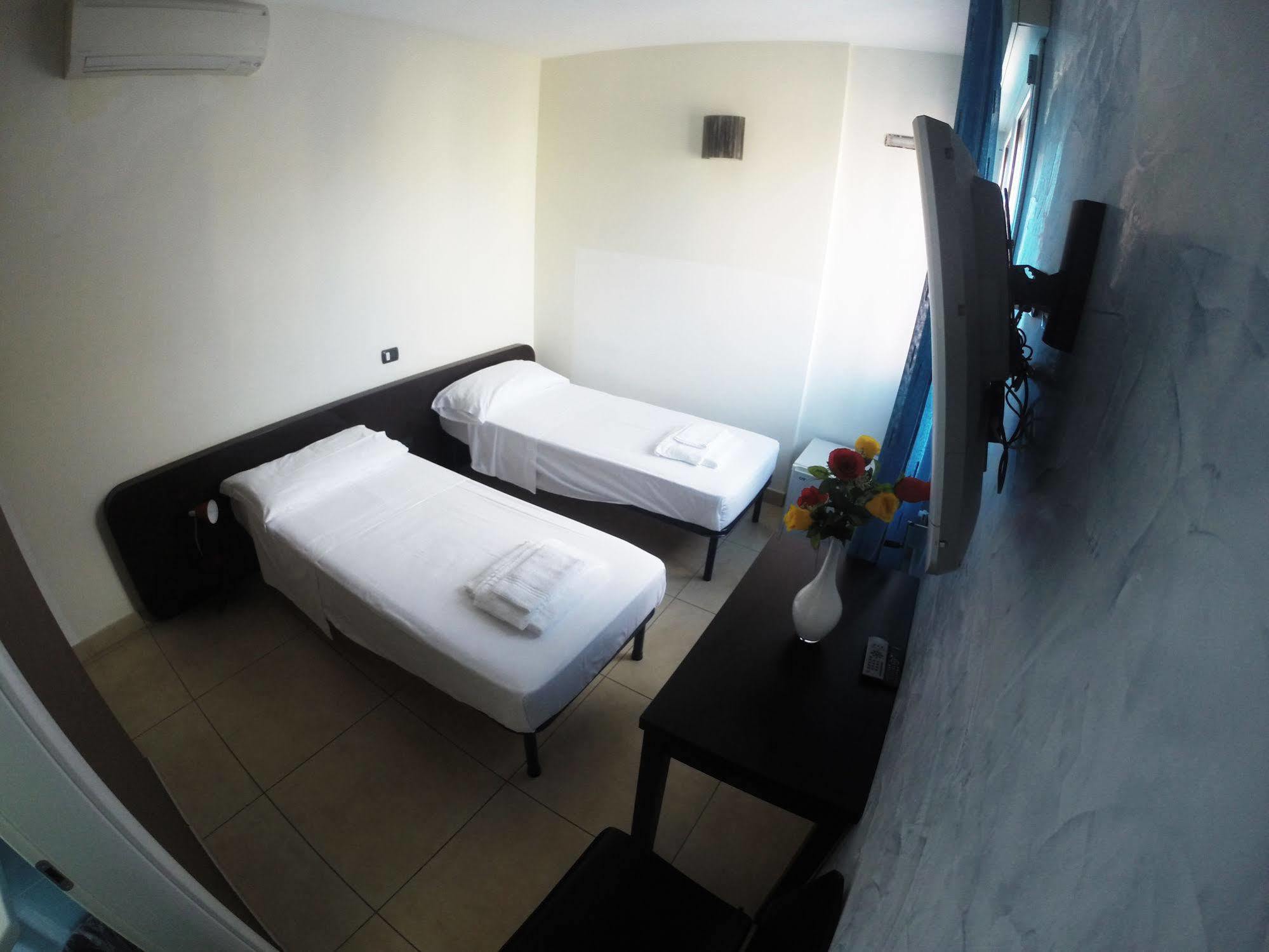 אלציו B&B Via Gallipoli מראה חיצוני תמונה